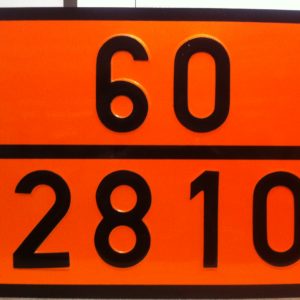 panneau orange ADR avec numéros emboutis